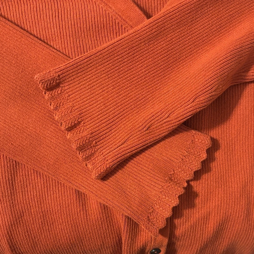 Boden Women’s Rib Knit Top with Scalloped Sleeves Rust Orange Size 12 Minimalist - Picture 3 of 8
